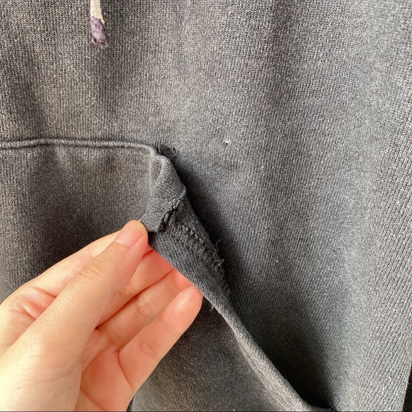 Vintage Wisconsin University badgers hoodie - Picture 6 of 6